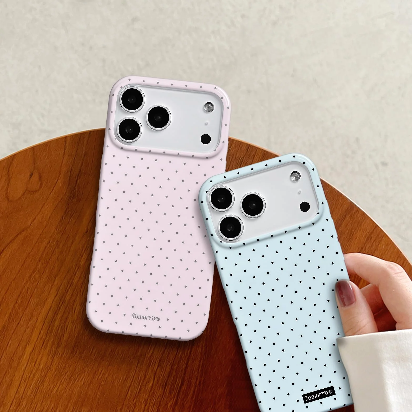 Etui na iPhone 17 Pro Max TPU różowe z wzorem w kropki