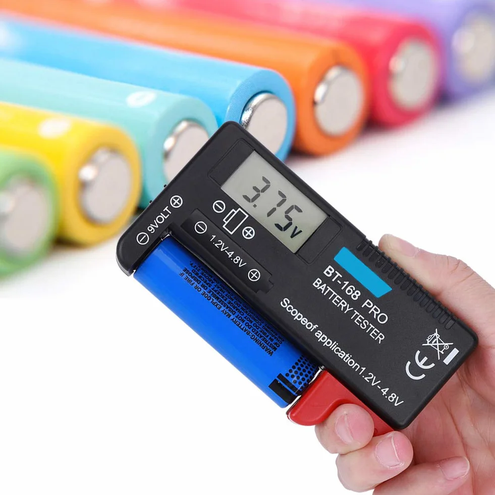 Tester baterii kompaktowy 1,2 V - 4,8 V LCD cyfrowy do małych baterii guzikowych